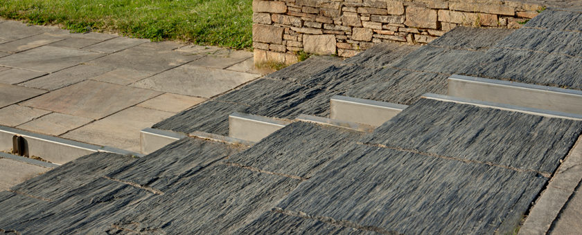 Renacimiento Supresión moco Consejos para instalar suelos de baldosas con pizarra natural INFERCOA -  Cupa Stone | España
