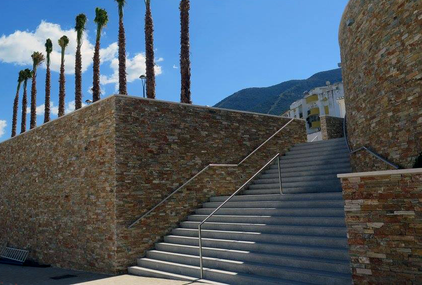 Proyecto de Estación de Autobuses de Alhaurín el Grande con piedra natural CUPA STONE