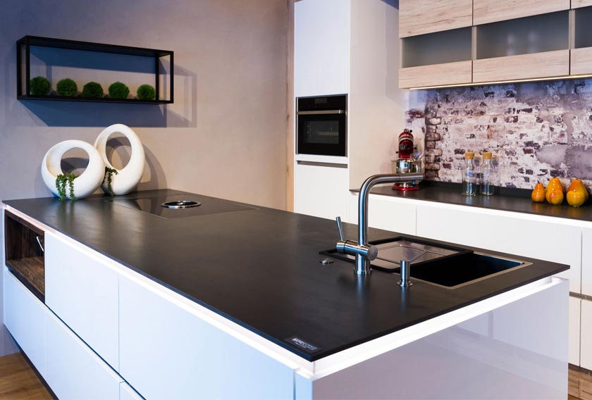 Encimera de cocina en Malm Black