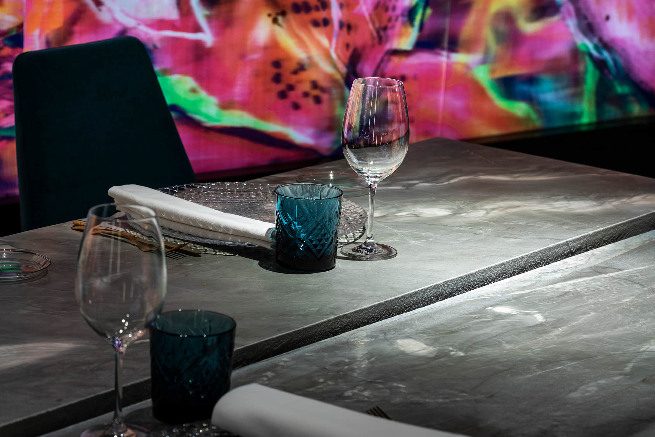 cuarcita Alisia acabado seda (leather)