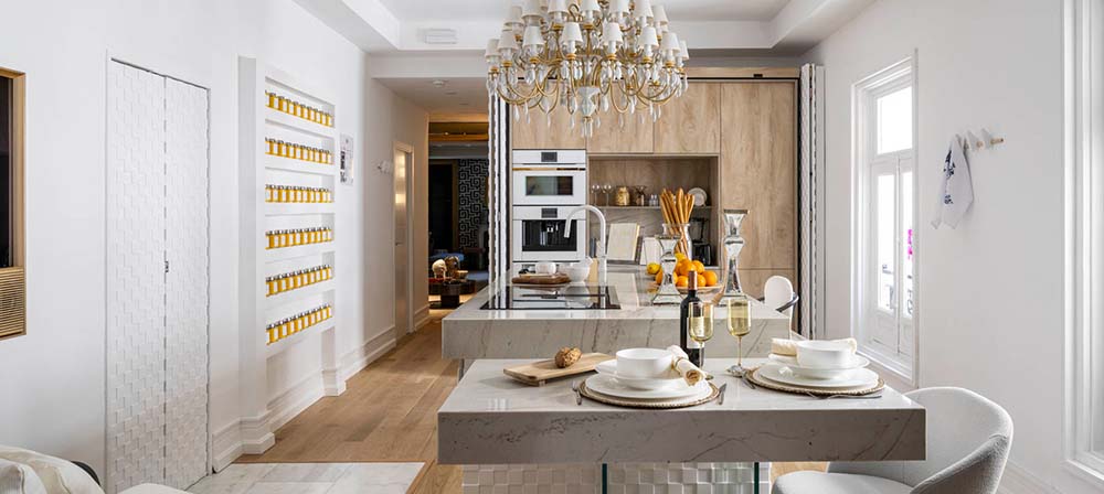 espacio white gold de laura urzanqui en casa decor 2023 con cupa stone