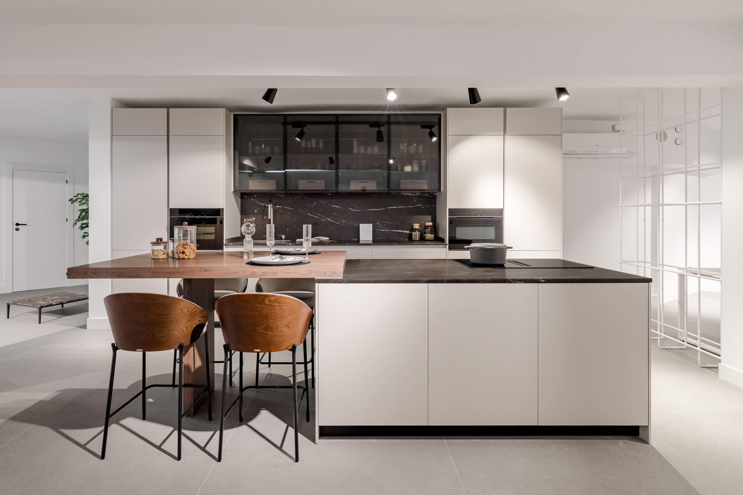 Cuarcita-goiana-encimera la cuarcita Goiana, de Terra, se ha convertido en uno de los materiales más populares de la colección